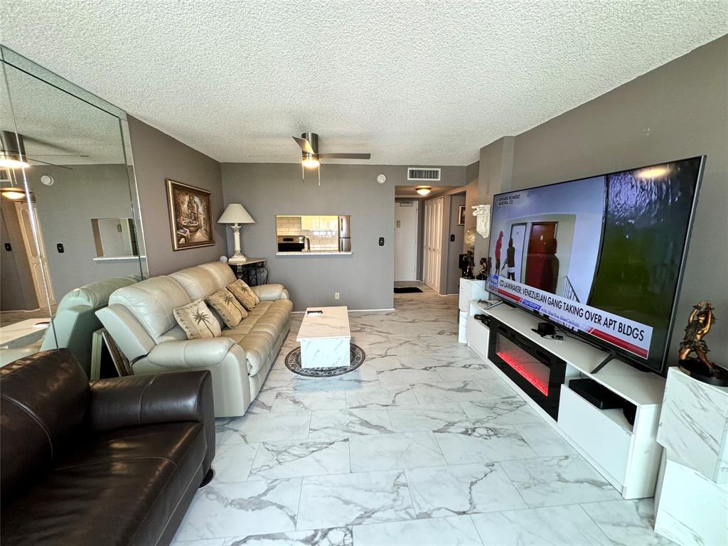 777 South Federal Highway, Unit RPH11 Pompano Beach, FL 33062 - Photo 11 of 48