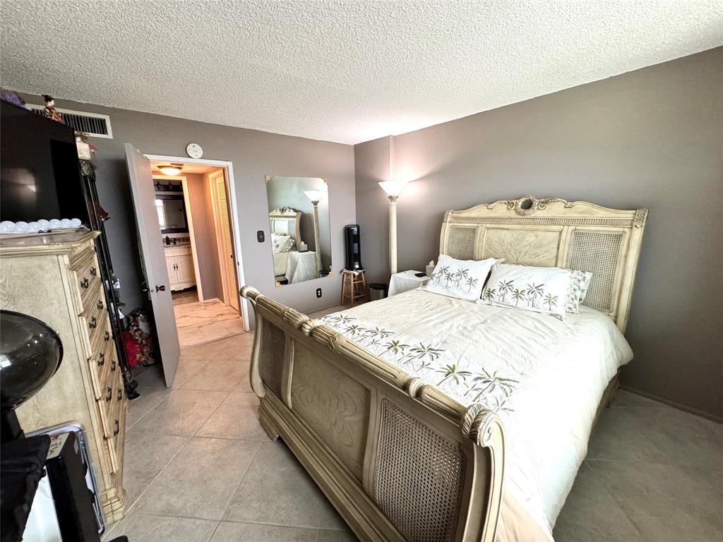 777 South Federal Highway, Unit RPH11 Pompano Beach, FL 33062 - Photo 15 of 48