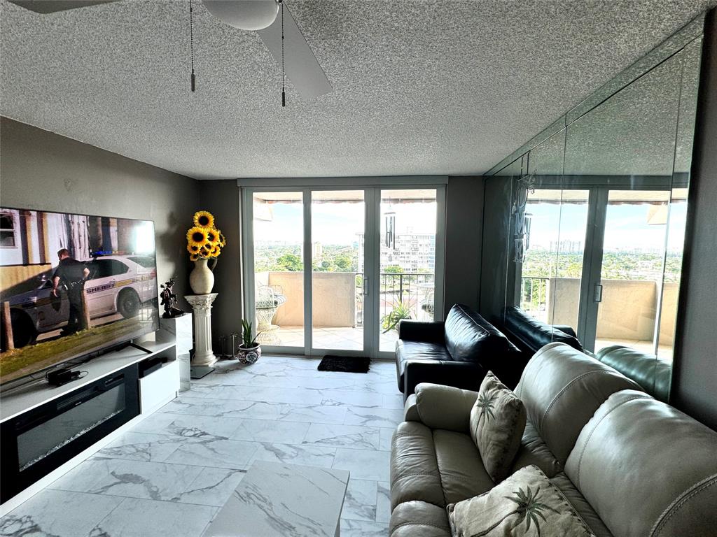 777 South Federal Highway, Unit RPH11 Pompano Beach, FL 33062 - Photo 19 of 48