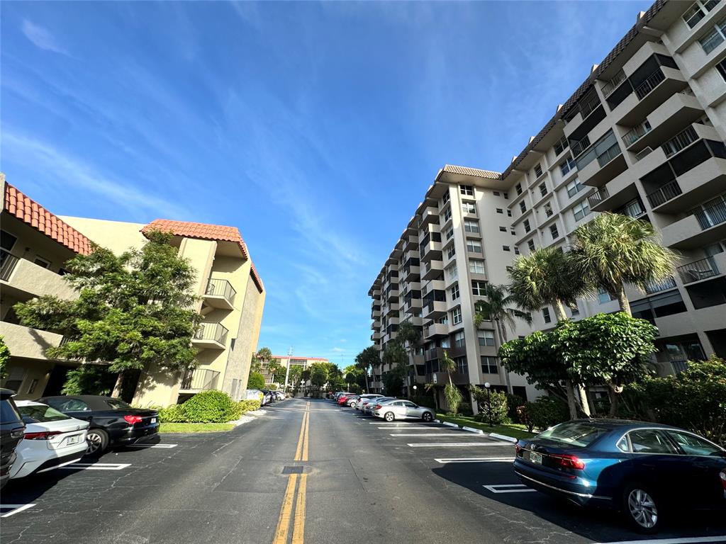 777 South Federal Highway, Unit RPH11 Pompano Beach, FL 33062 - Photo 34 of 48