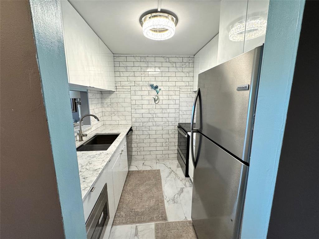 777 South Federal Highway, Unit RPH11 Pompano Beach, FL 33062 - Photo 7 of 48