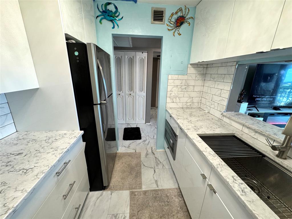 777 South Federal Highway, Unit RPH11 Pompano Beach, FL 33062 - Photo 8 of 48