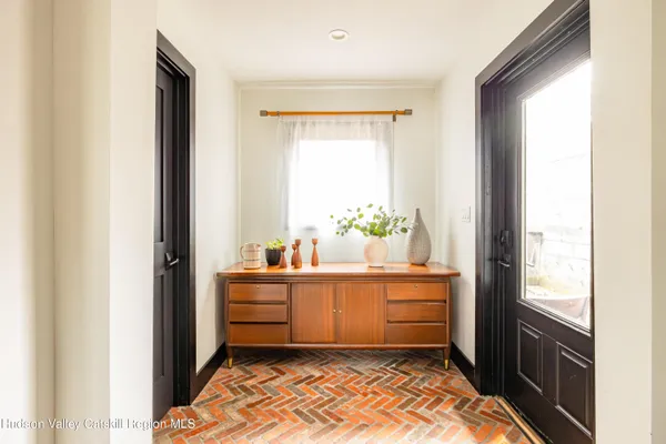 $1,150,000 | 352 Columbia Street, Hudson, NY 12534