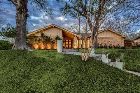 $995,000 | 10334 White Rock Place, Dallas, TX 75238