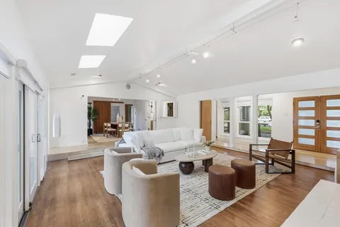 $995,000 | 10334 White Rock Place, Dallas, TX 75238