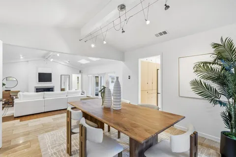 $995,000 | 10334 White Rock Place, Dallas, TX 75238