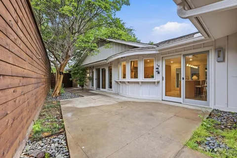 $995,000 | 10334 White Rock Place, Dallas, TX 75238