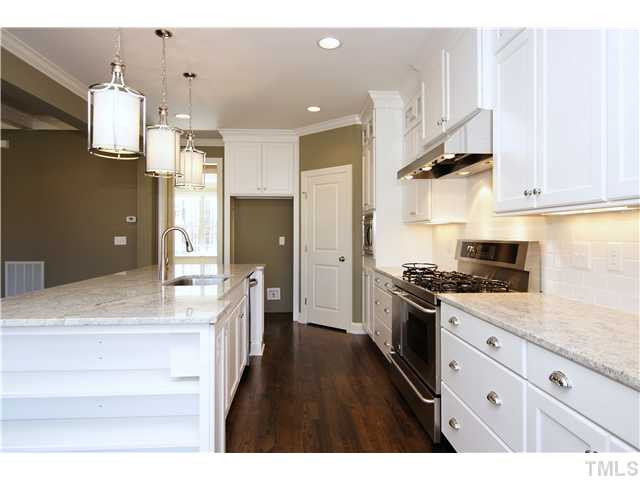 2722 Bembridge Drive Raleigh, NC 27613 - Photo 11 of 25 Kitchen