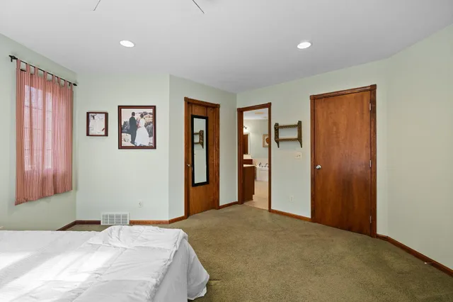 $849,000 | 15445 Holly Drive, Thompsonville, MI 49683