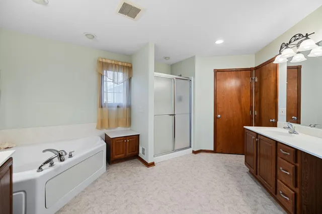 $849,000 | 15445 Holly Drive, Thompsonville, MI 49683