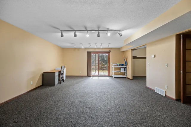 $849,000 | 15445 Holly Drive, Thompsonville, MI 49683