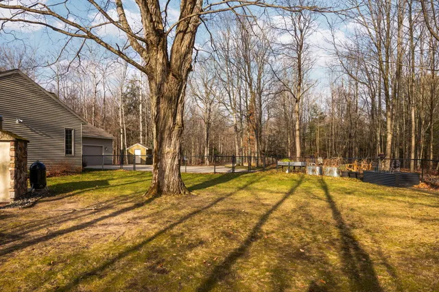 $849,000 | 15445 Holly Drive, Thompsonville, MI 49683