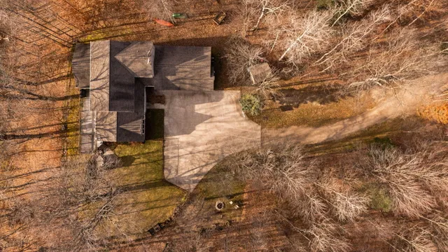 $849,000 | 15445 Holly Drive, Thompsonville, MI 49683