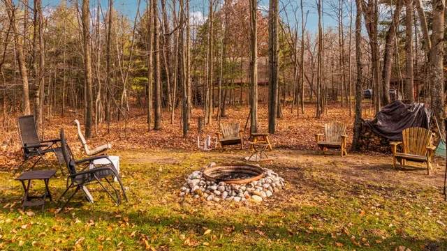 $849,000 | 15445 Holly Drive, Thompsonville, MI 49683