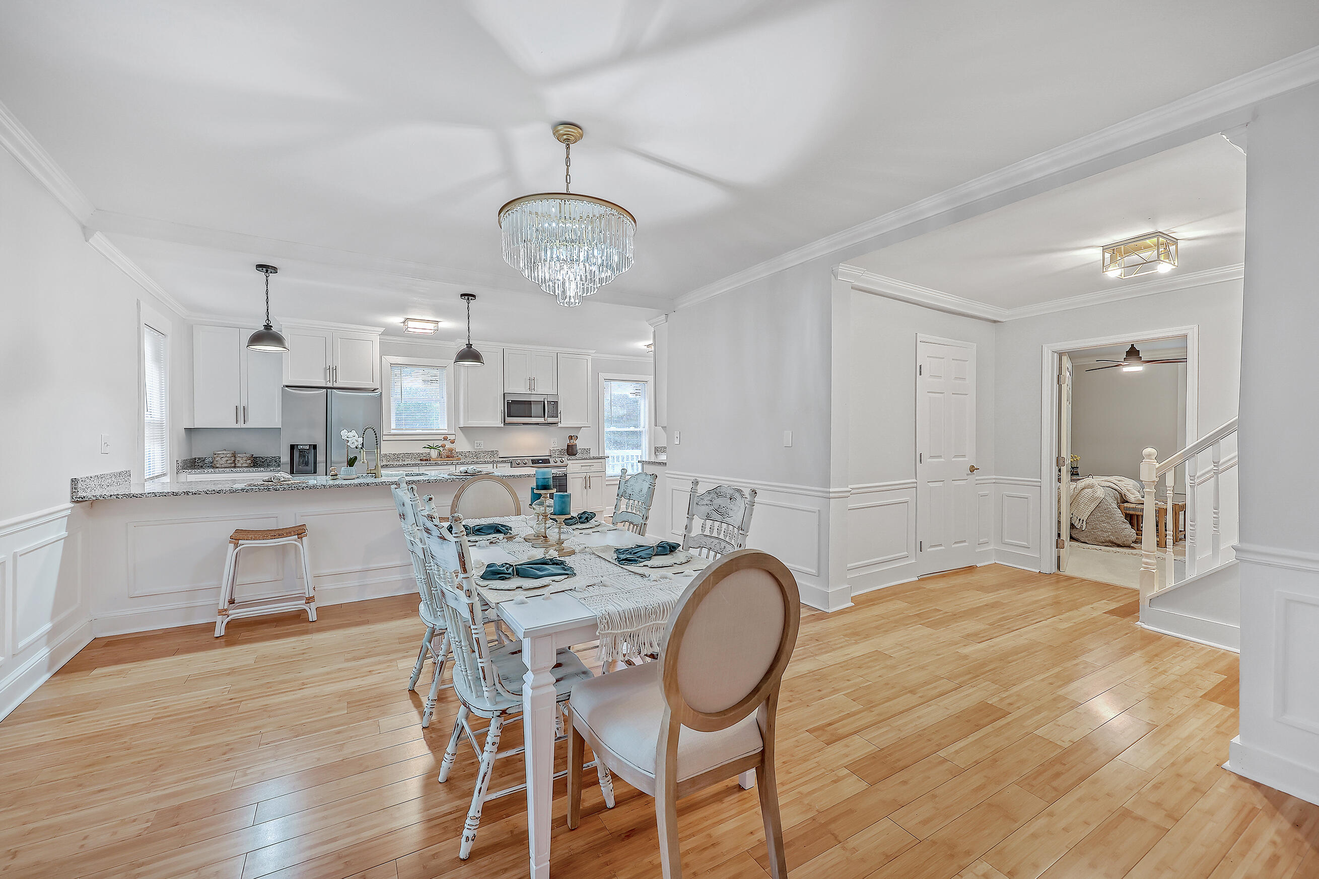 404 Raysor Street St. George, SC 29477 - Photo 14 of 40 Dining/Kitchen