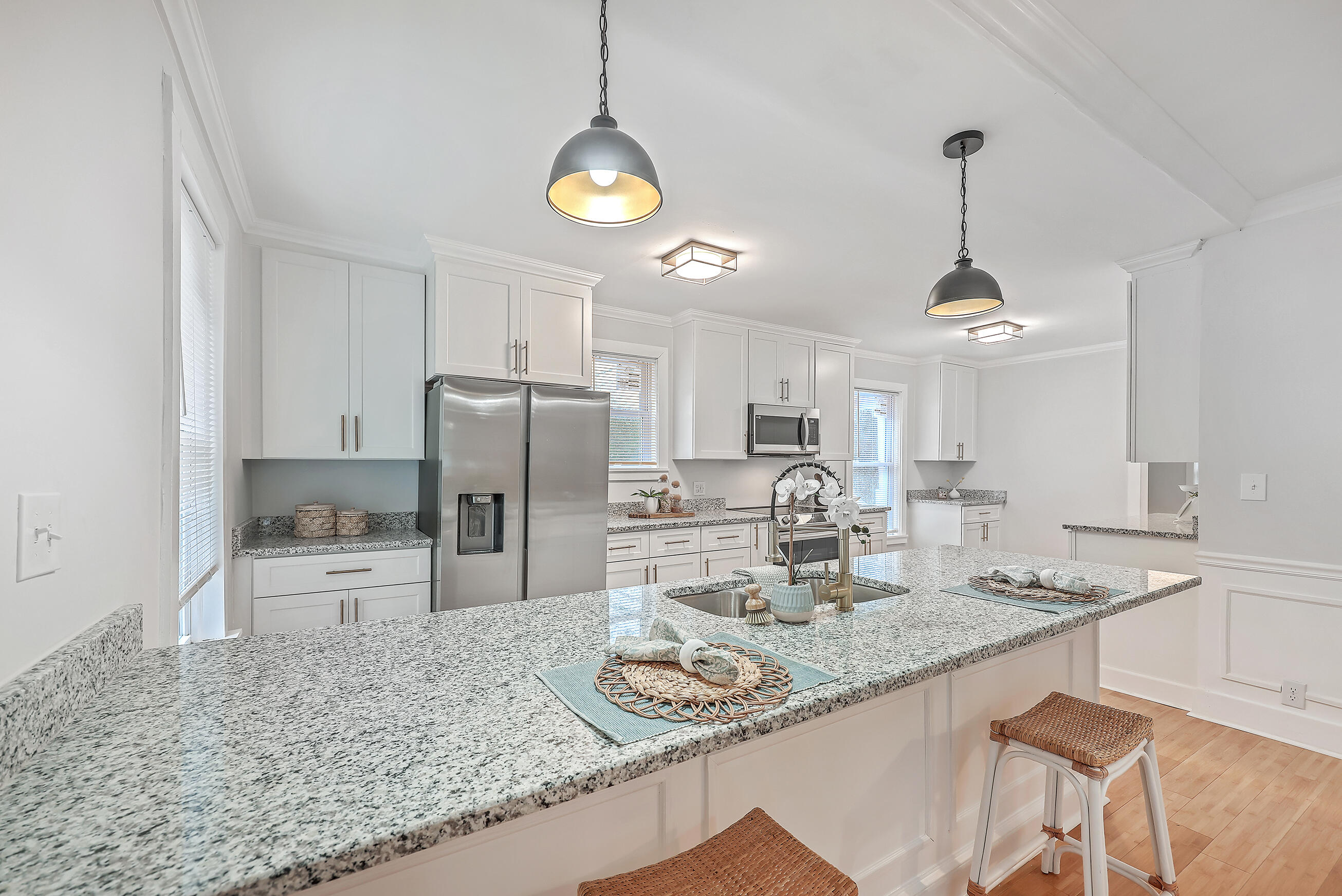 404 Raysor Street St. George, SC 29477 - Photo 15 of 40 Granite Countertops!
