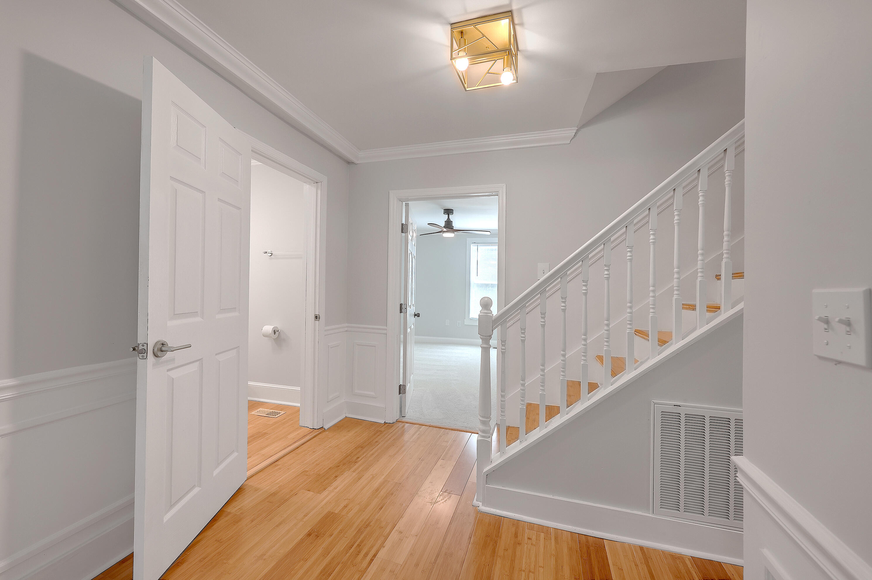 404 Raysor Street St. George, SC 29477 - Photo 32 of 40 Staircase