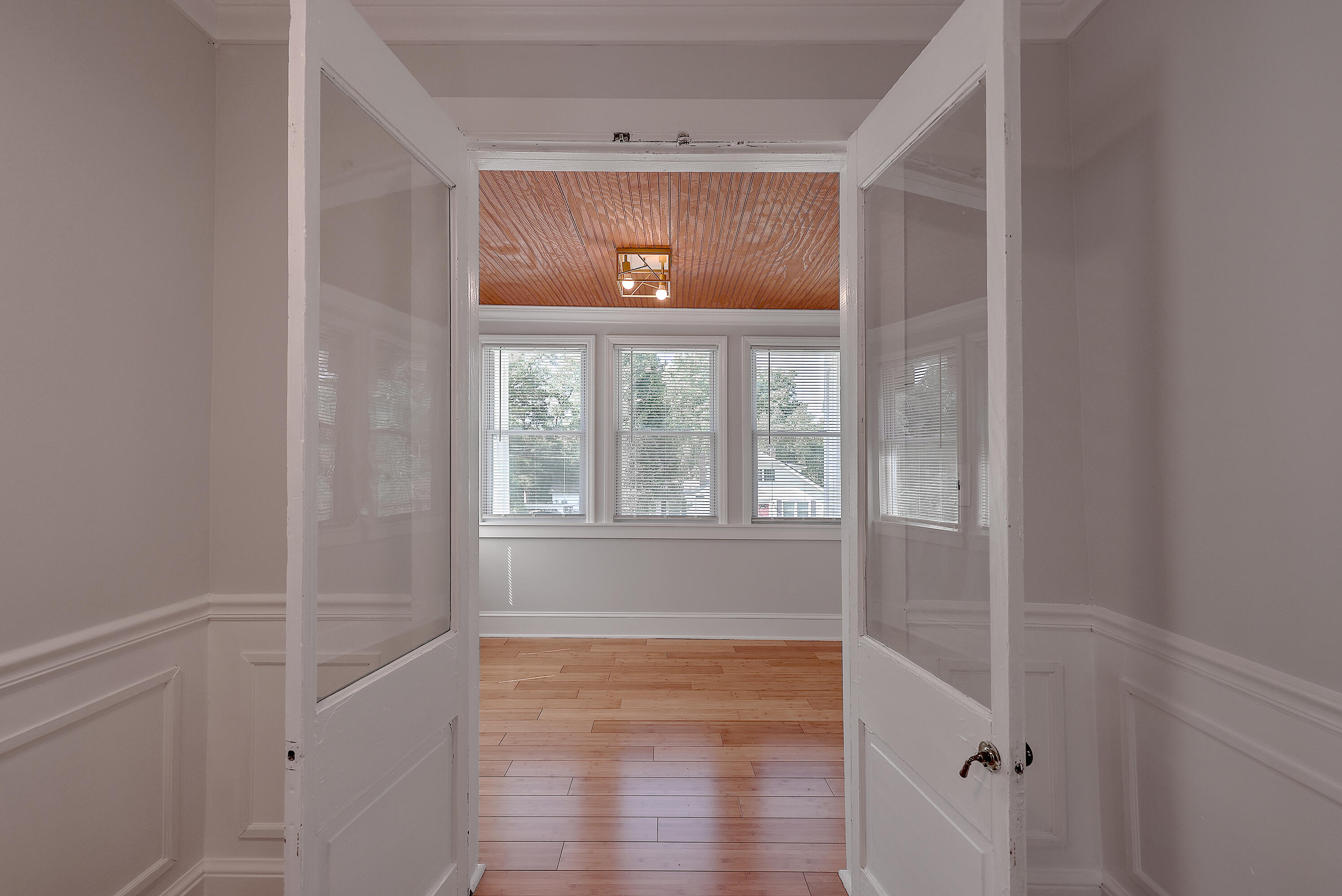 404 Raysor Street St. George, SC 29477 - Photo 33 of 40 Entry to Sun Room