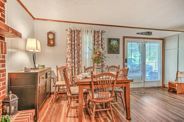 $399,900 | 15833 Black Hollow Road, Abingdon, VA 24210