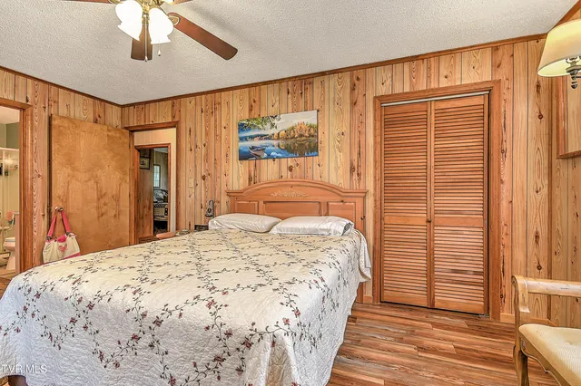 $399,900 | 15833 Black Hollow Road, Abingdon, VA 24210