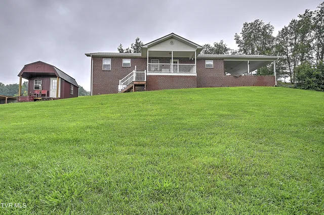 $399,900 | 15833 Black Hollow Road, Abingdon, VA 24210