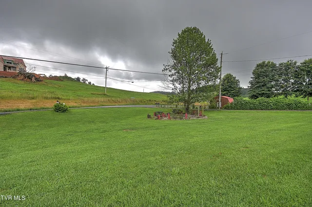 $399,900 | 15833 Black Hollow Road, Abingdon, VA 24210