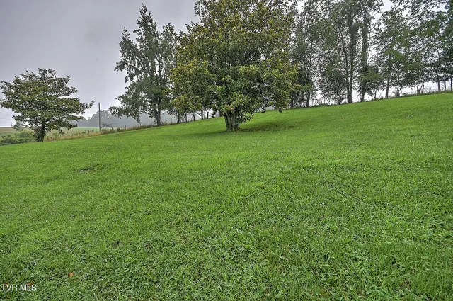 $399,900 | 15833 Black Hollow Road, Abingdon, VA 24210