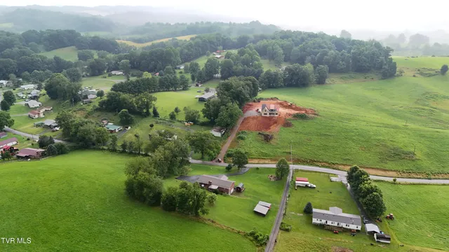 $399,900 | 15833 Black Hollow Road, Abingdon, VA 24210
