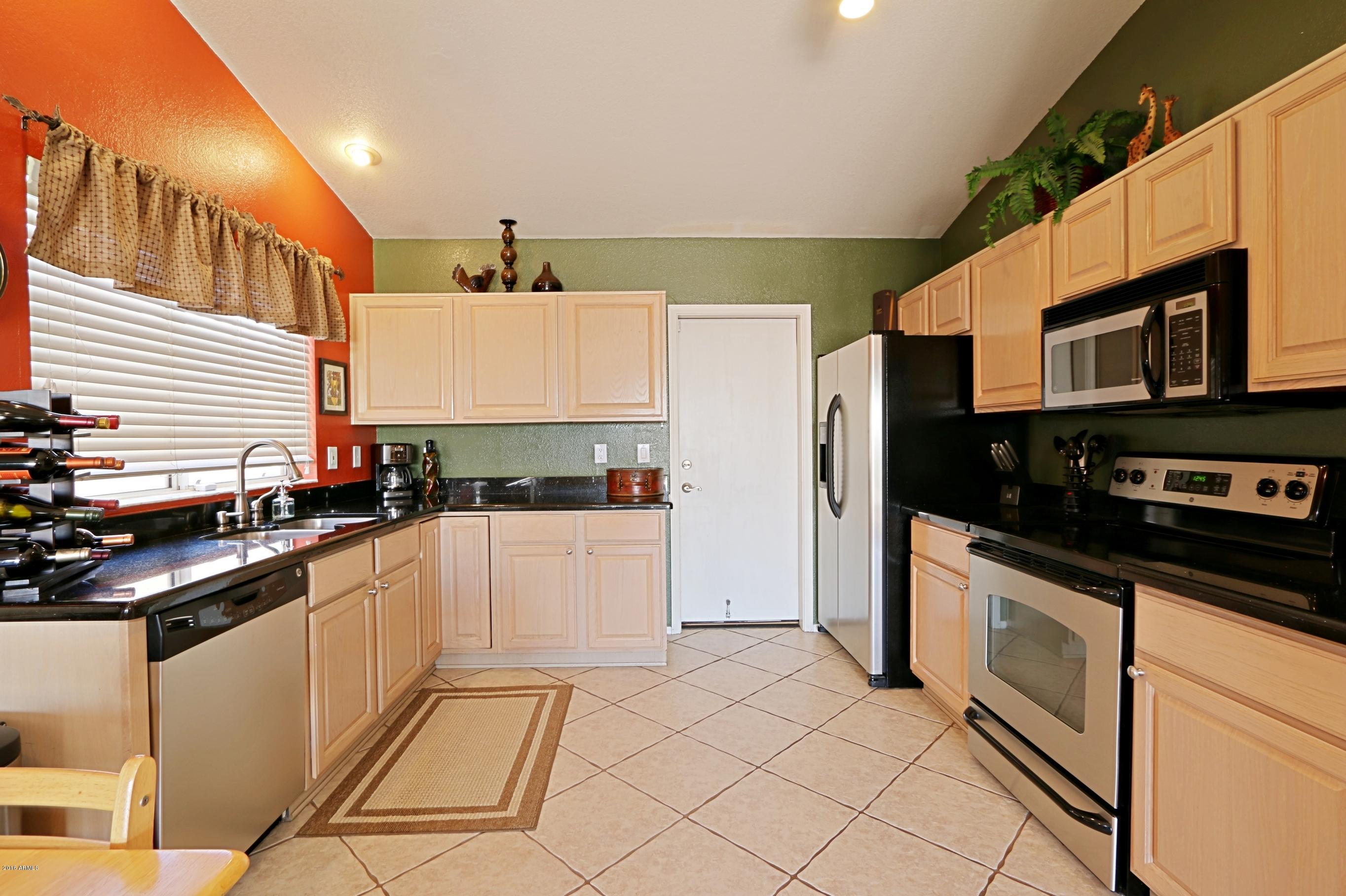 109 West Marco Polo Road Phoenix, AZ 85027 - Photo 13 of 33 Kitchen 2