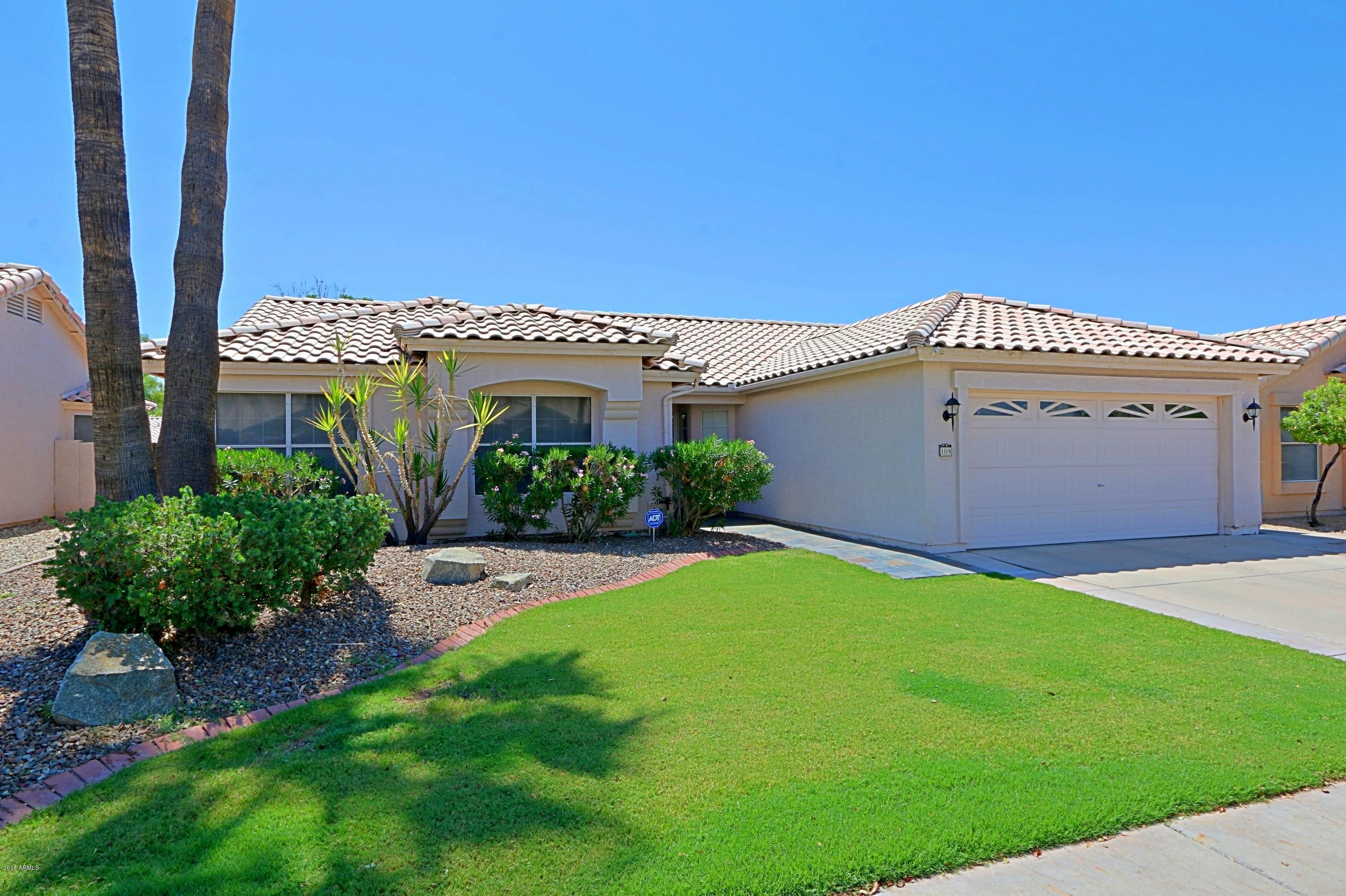 109 West Marco Polo Road Phoenix, AZ 85027 - Photo 2 of 33 Front 2