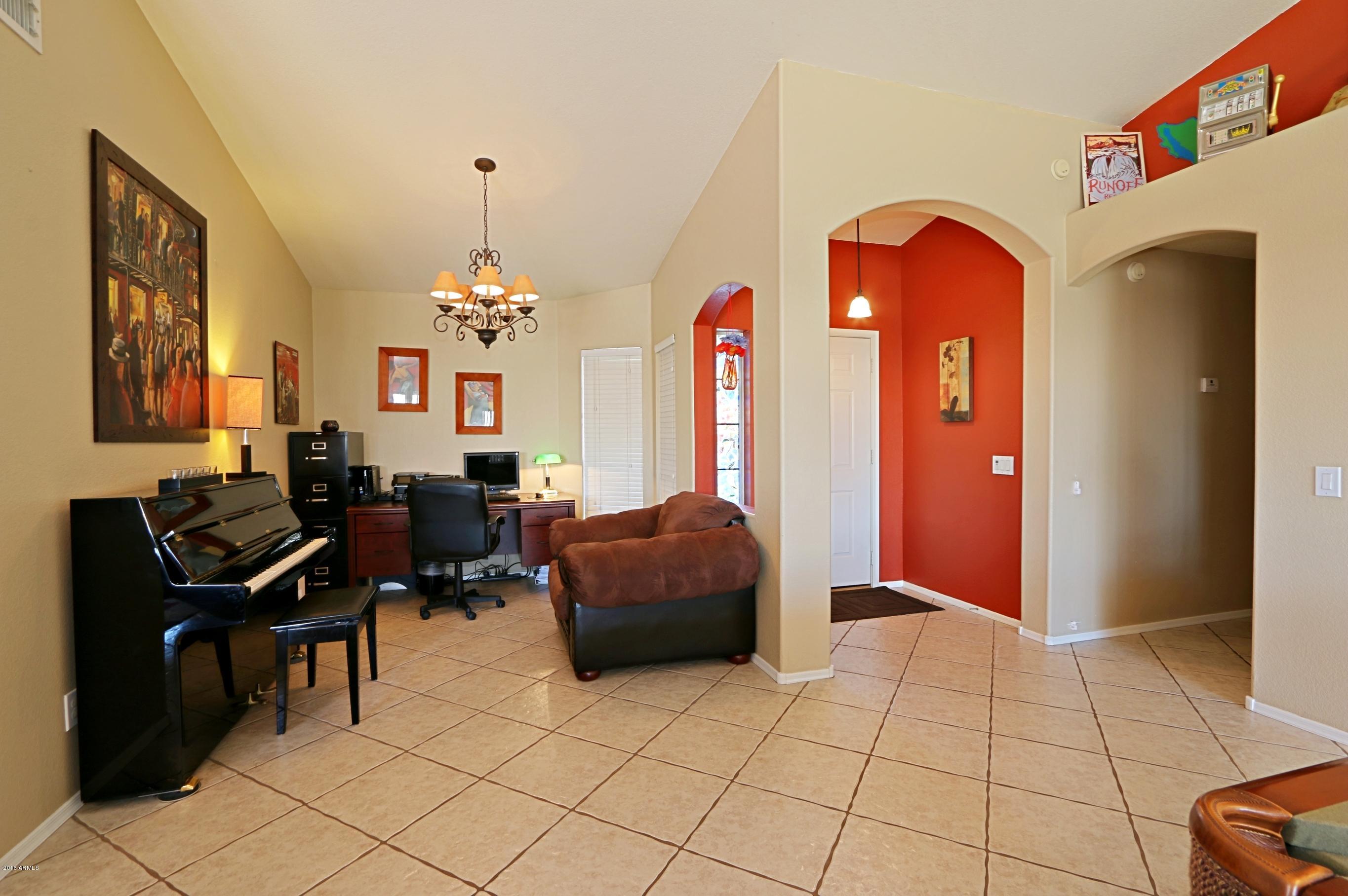 109 West Marco Polo Road Phoenix, AZ 85027 - Photo 9 of 33 Living and Dining Room 4