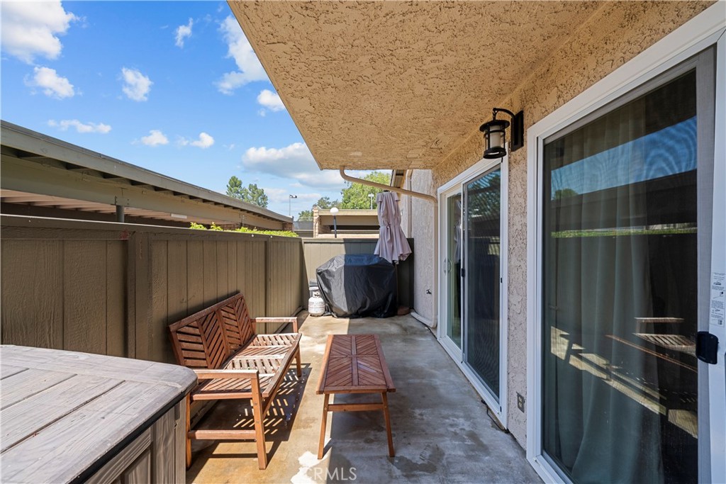 25825 Tournament Road, Unit I9 Valencia, CA 91355 - Photo 3 of 35
