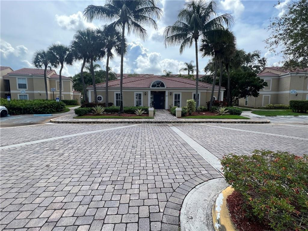 875 Riverside Drive, Unit 725 Coral Springs, FL 33071 - Photo 21 of 23 Photo 21