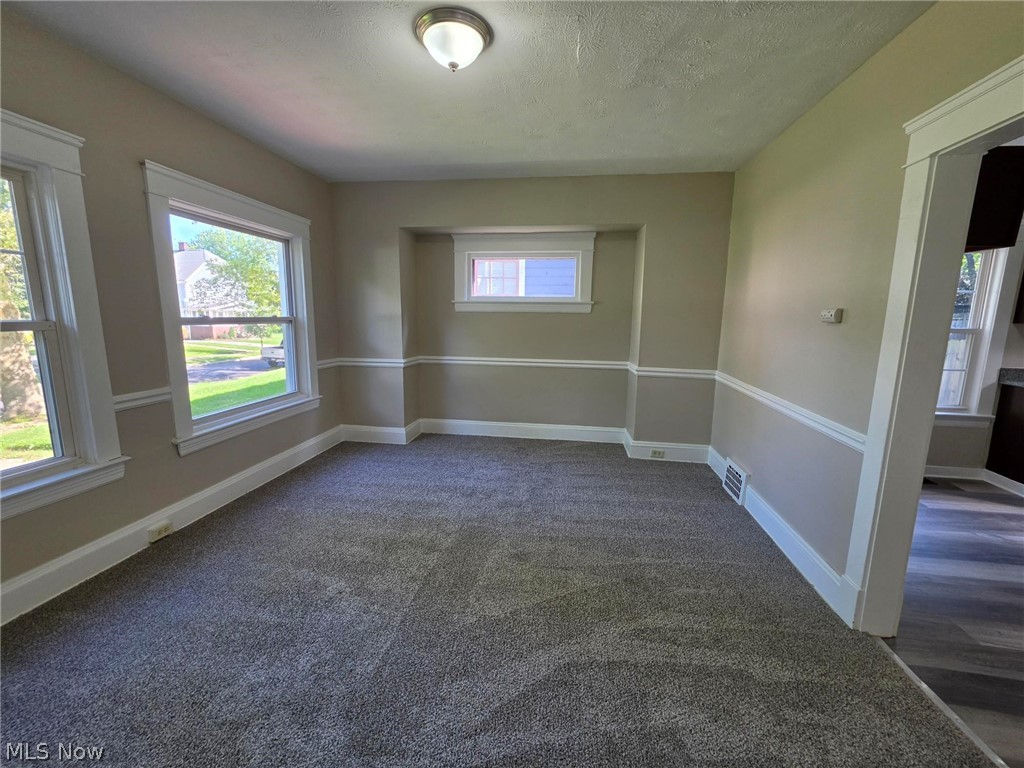 3192 Sycamore Road Cleveland, OH 44118 - Photo 13 of 28 Gallery Image 13