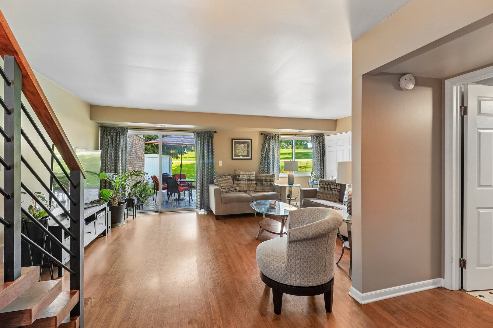 739 High Ridge Road Roselle, IL 60172 - Photo 5 of 40