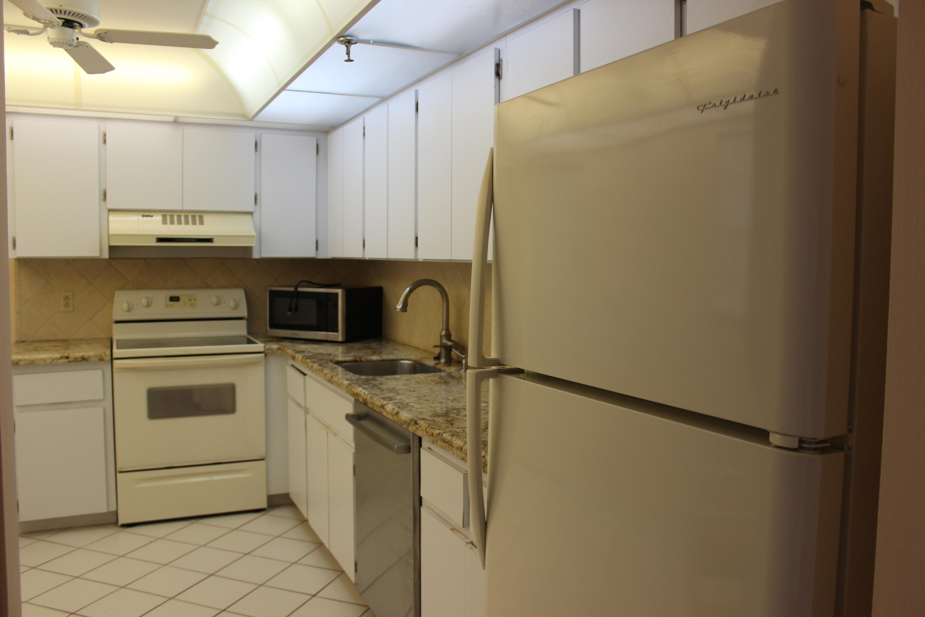 6500 Northwest 2nd Avenue, Unit 5120 Boca Raton, FL 33487 - Photo 4 of 24 IMG_2200 - Copy