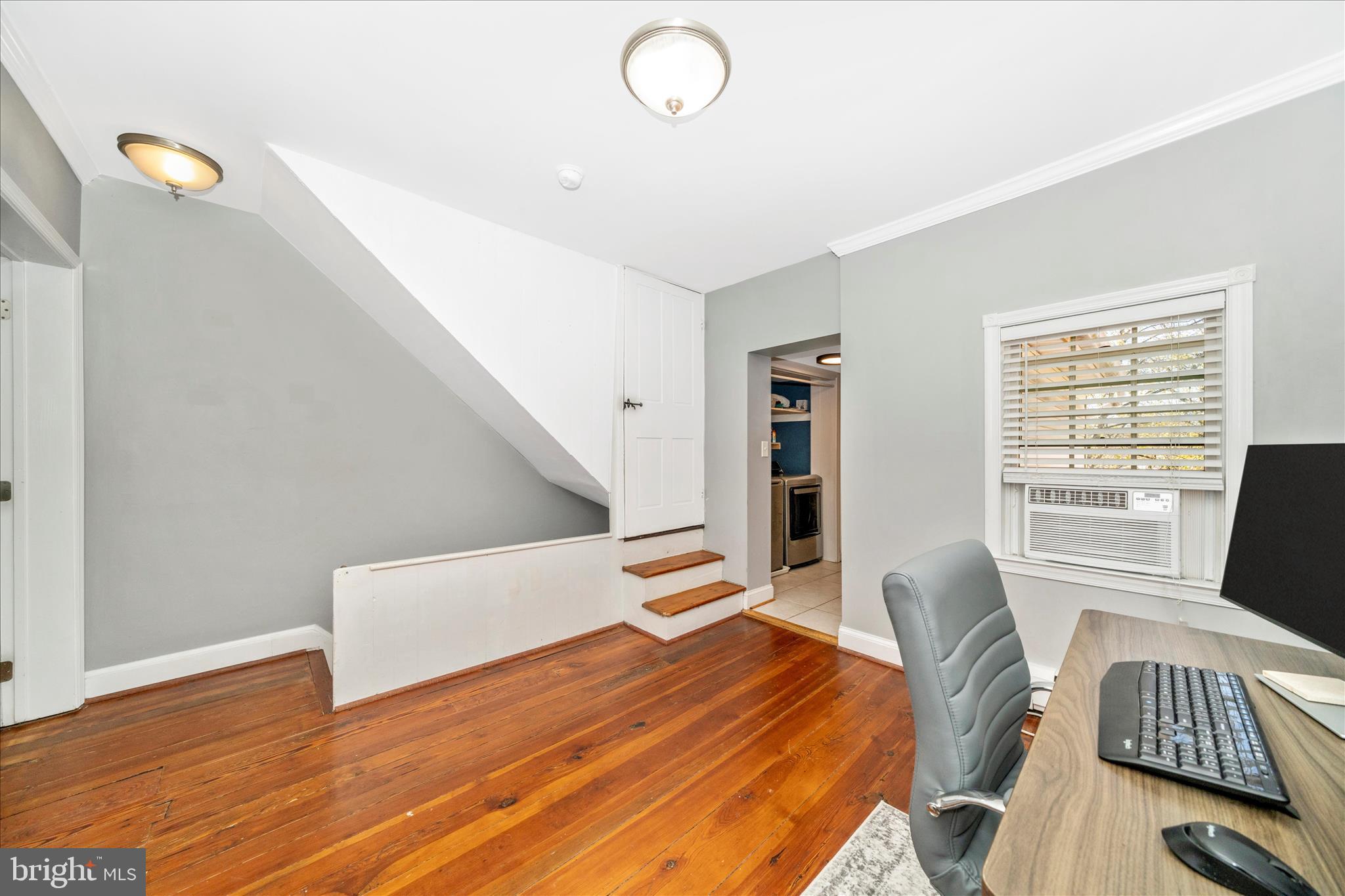 313 North Market Street Frederick, MD 21701 - Photo 24 of 40 a workspace with furniture and window