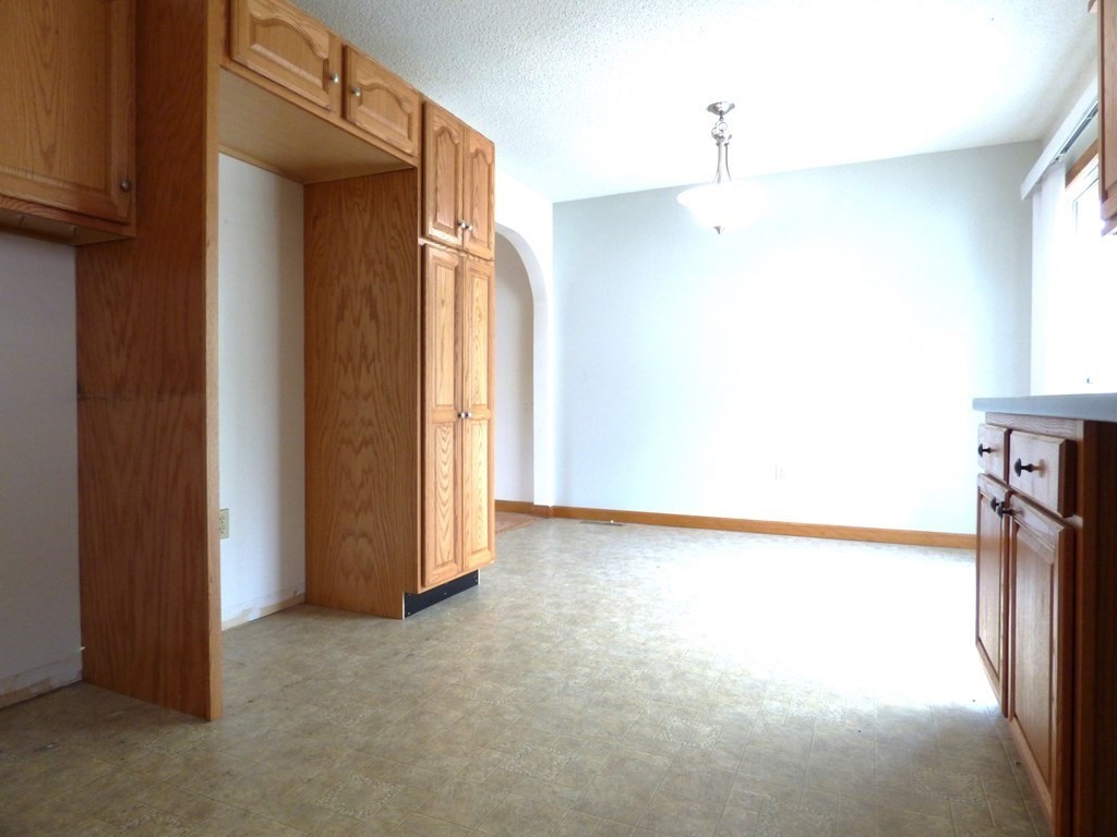 6 Devonshire Road Springfield, MA 01109 - Photo 9 of 23 a view of an empty room