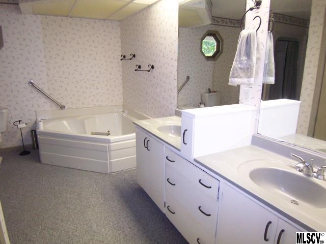 5274 Wolfe Road Hickory, NC 28601 - Photo 3 of 22 Gallery Image 3