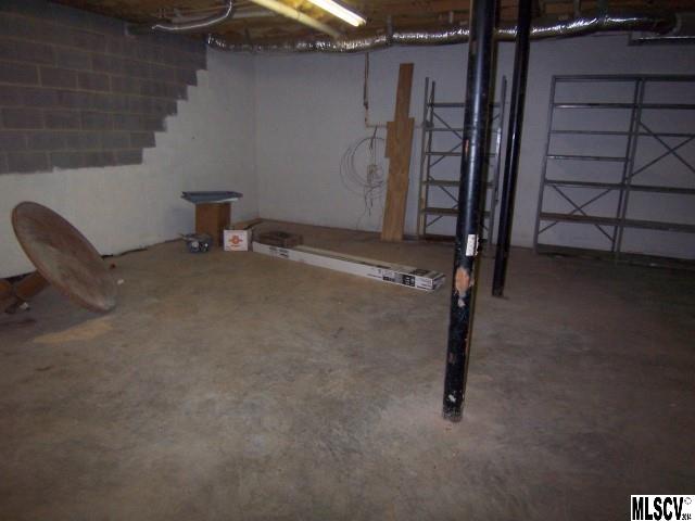 5274 Wolfe Road Hickory, NC 28601 - Photo 8 of 22 Gallery Image 8
