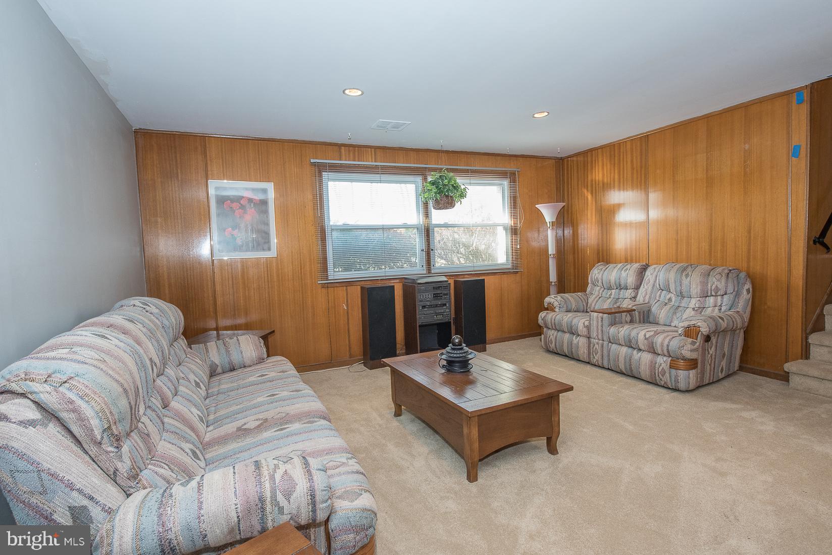 305 Old Farm Road Wyncote, PA 19095 - Photo 21 of 43 Gallery Image 21