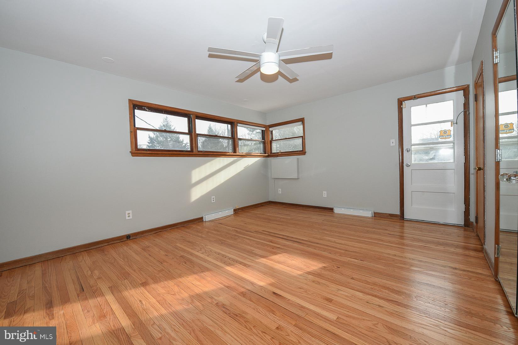 305 Old Farm Road Wyncote, PA 19095 - Photo 26 of 43 Gallery Image 26