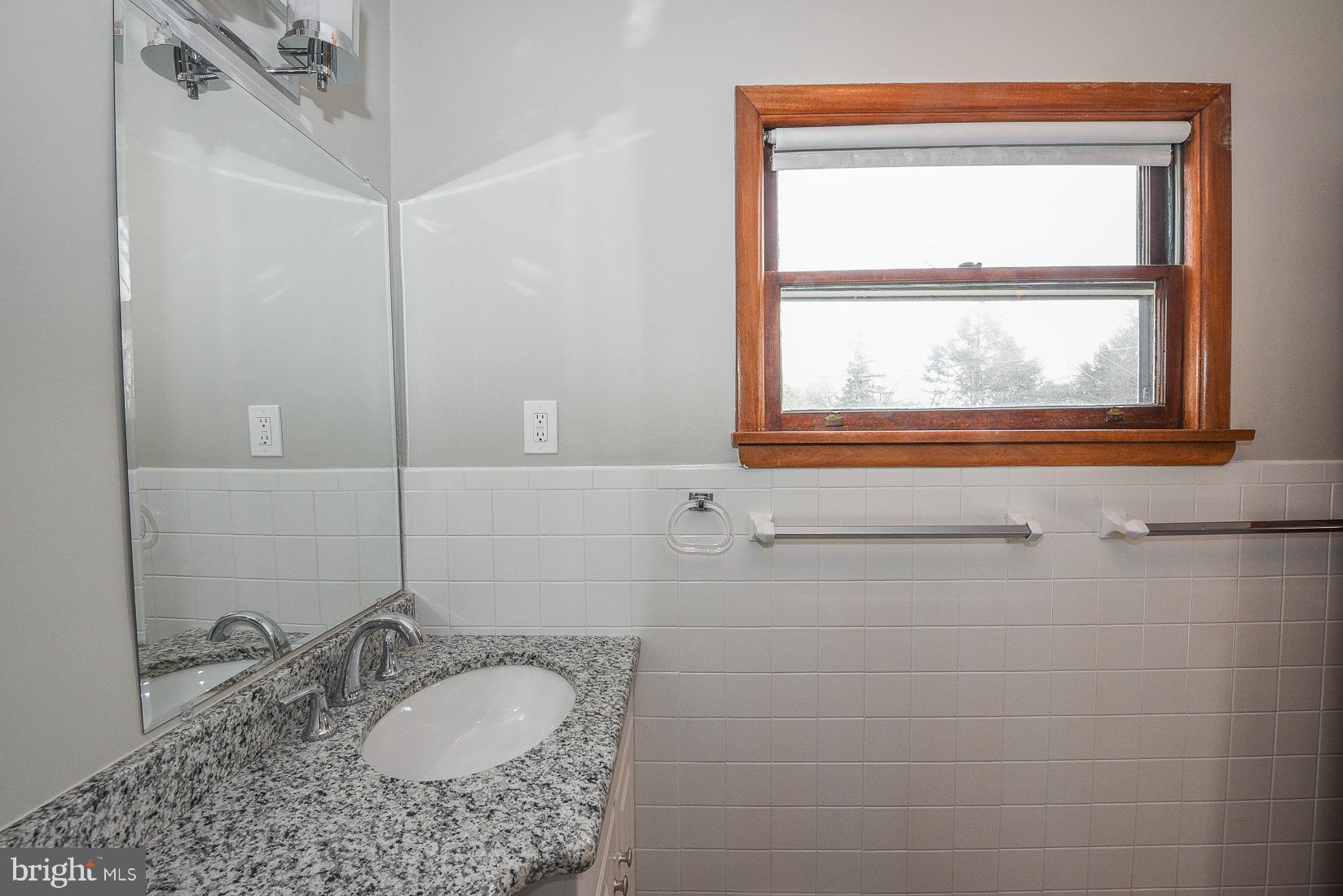 305 Old Farm Road Wyncote, PA 19095 - Photo 30 of 43 Gallery Image 30
