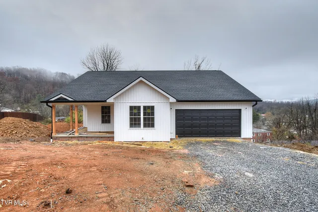 $434,900 | 218 Old Siam Road, Elizabethton, TN 37643