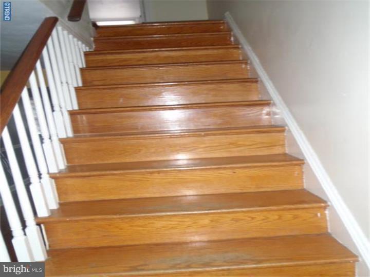 1373 Edgehill Road Darby, PA 19023 - Photo 10 of 22 Hallway