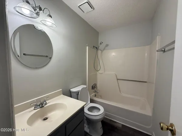 $1,395 | 307 Cedar Creek Drive, Jacksonville, NC 28540