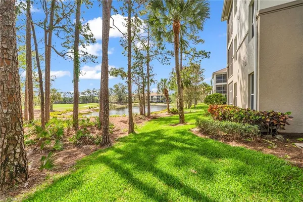 $325,000 | 8253 Parkstone Place, Unit 106, Naples, FL 34120