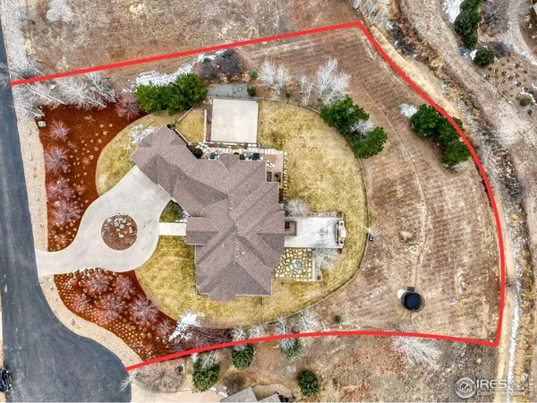 a view of entryway with a interior