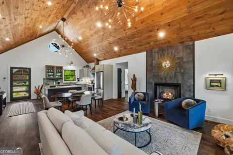 $1,100,000 | 141 Long View Lane, Blue Ridge, GA 30513