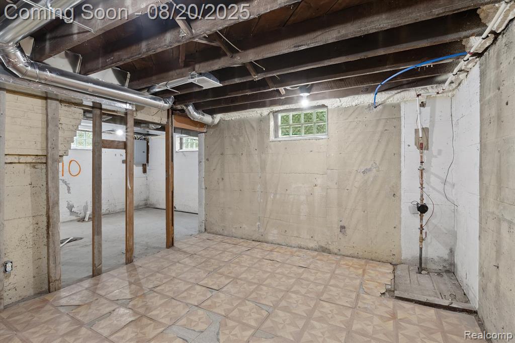 595 Perry Street Pontiac, MI 48342 - Photo 27 of 34 Gallery Image 27